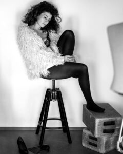 Actress Liza Tzschirner HD Instagram Photos and Wallpapers May 2024