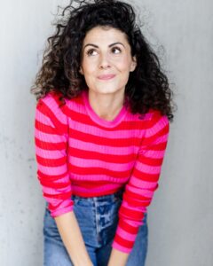Actress Liza Tzschirner HD Instagram Photos and Wallpapers June 2024