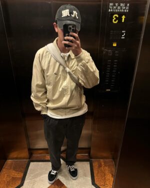 Locker Lam Ka-Hei Instagram - 1 被荼毒中
2 香港tuk-tuk
3 pizzacokewithfifa
4 the best dirty in Bangkok really!!! 
5 chillllllllll~~
6 new jacket new shoes 
7 隊長日常裝備
8 舞台劇的身形
9 健身帶來的Jaw line