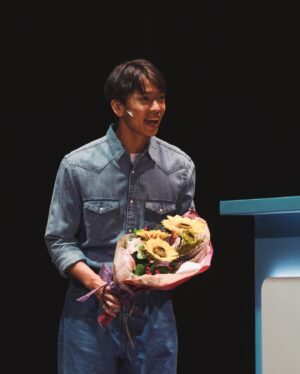 Locker Lam Ka-Hei Instagram - 你好 我係許樂2024
我會記住你既真誠同坦白！
.
估唔到上年做完試當真既《吻》今年又可以再做舞台劇，仲要踏上Lyric呢個大舞台！多謝自己既努力同用心去做好個casting，多謝團隊相信我，好期待下一次！
.
今次遇到一班好好既伙伴 I love you all❤️‍🔥
每位都好善良好有愛，超掛住大家！
我知道我地會再見！再合作！一定會！
.
十分之唔捨得，是正常的！
今次收到好多朋友同觀眾既支持同讚賞，超正，超多謝同開心，負評每分每秒都比緊自己，所以收集正評是需要的！
.
FEEL到自己鍾意演戲都是真的，我信呢種不是一時衝動，而是Long Lasting，但應該未到使命感😂