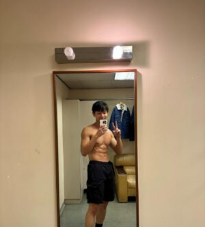 Locker Lam Ka-Hei Instagram - 充實的兩個月
最後一場❤️
多謝！
