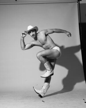 Lockhart Brownlie Instagram - Zzzaddy is heading back on the road 🚌 Excited to join the #RupaulDragrace #VossEvents #NightOfTheLivingDrag #Halloween tour 🎃👠🪩

Find us in a city near you! 🗺️ Swipe for dates. 📍

📸: @leegumbs.photography