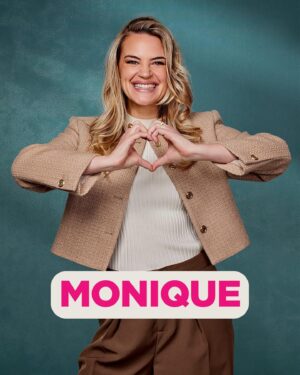 Loes Haverkort Instagram - Nog één week en dan kan je weer genieten van deze ✨plusfam ✨ Moedermaffia S2 is vanaf 7 juni te bingen.