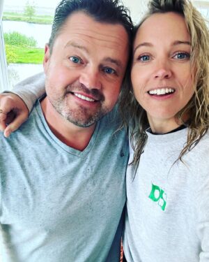 Loes Haverkort Instagram - Aflevering 1 van Het Perfecte Plaatje zit er op! We leerden elkaar meteen goed kennen hè  @fransduijts.official 😘
“Dit is m!!” 🙈 Met een onscherpe foto door naar aflevering 2🙌🏻🤘✨