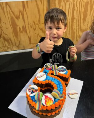 Logan Martin Instagram - Happy 5th birthday my boy 🥳❤️ @kingnoah_martin