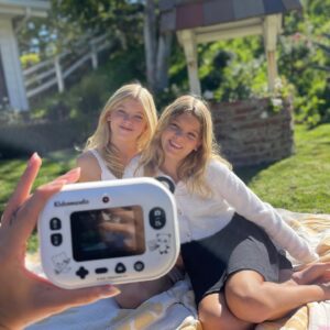 London Fuller Instagram - Your fave last min Christmas gift!! @kidamento_camera 💕🐼
•
•
•
#kidstoys #kidsgifts #kidspresents #christmaspresentideas #giftideas #kidamento #photography #instantcamera #polaroid #twins #sisters #teenager #tween #teen