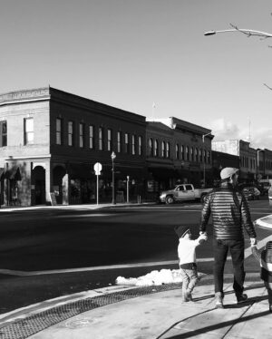 Lorenzo James Henrie Instagram - I love small towns ❤️ feels all the more magical during this time of the year.