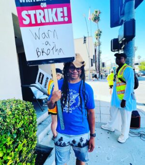 Lori Alan Instagram - Go, Jackie Joseph-Lawrence, go! ￼ Thank you @toddsherry for gathering up the girls and hitting the picket lines today at Warner Brothers !!
What an amazing experience to watch you, Jackie so eloquently and boldly talk about where we are at in this moment. You are such an inspiration. To show up, with care and eloquence, with an amazing attitude, and with purpose is everything. ￼
Your decades and decades of service is beyond inspiring. It is necessary, and I am forever changed because of you.
I love all the amazing signs and the camaraderie and the discussions and the tears and the laughter and the cookies. 
It’s a #uniontown when Jackie Joseph-Lawrence is around! 
Such a powerful morning/time we find ourselves in. Everybody get out your ballot and VOTE‼️
it’s an honor and a privilege to vote, GET YOUR BALLOT and VOTE ‼️‼️
#Unity2023 #DrescherFisher 
#SagaftraStrong #SAGAFTRAStrike #sagaftramembers￼
Do you have your ballot? 
Let me know in the comments that you voted! ￼👍🤩💯#GetOutThere #UnionStrong #SagaftraStrike #sagaftrastrong💪✊
@sagaftra 💯‼️👍
