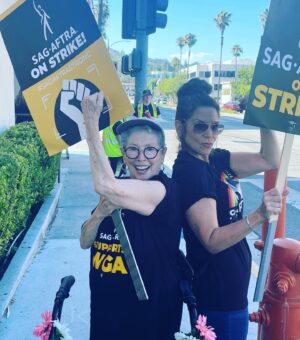 Lori Alan Instagram - Go, Jackie Joseph-Lawrence, go! ￼ Thank you @toddsherry for gathering up the girls and hitting the picket lines today at Warner Brothers !!
What an amazing experience to watch you, Jackie so eloquently and boldly talk about where we are at in this moment. You are such an inspiration. To show up, with care and eloquence, with an amazing attitude, and with purpose is everything. ￼
Your decades and decades of service is beyond inspiring. It is necessary, and I am forever changed because of you.
I love all the amazing signs and the camaraderie and the discussions and the tears and the laughter and the cookies. 
It’s a #uniontown when Jackie Joseph-Lawrence is around! 
Such a powerful morning/time we find ourselves in. Everybody get out your ballot and VOTE‼️
it’s an honor and a privilege to vote, GET YOUR BALLOT and VOTE ‼️‼️
#Unity2023 #DrescherFisher 
#SagaftraStrong #SAGAFTRAStrike #sagaftramembers￼
Do you have your ballot? 
Let me know in the comments that you voted! ￼👍🤩💯#GetOutThere #UnionStrong #SagaftraStrike #sagaftrastrong💪✊
@sagaftra 💯‼️👍