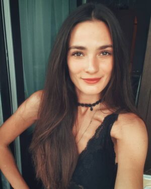 Lorina Kamburova Instagram - Спасибо, что у меня есть друзья которые всегда здесь рядом ❤🎬🙂🌞
Дорогие, вы знаете лучше всех💖

#кастинги #фильмы #российскогокино #актриса