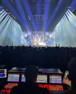 Lorne Balfe Instagram - We're living in a material world.

#madonna #O2Arena #madonnacelebrationtour