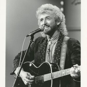Lorrie Morgan Instagram - Tonight, I'll be on the @opry , surrounded by friends, at a place I feel so at home. But I'm already thinking of tomorrow when Keith will be officially inducted into the @officialcmhof . I will be beaming! My children and I could not be happier, prouder or more grateful.
Here's Keith, performing on The Nashville Network in the 1980s ... and he continues to influence singers today.

Photo: Jim Hagans

@wsmradio #keithwhitley #opry #countrymusichalloffameandmuseum