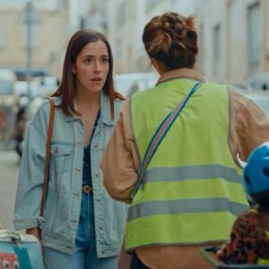 Lou Howard-Levy Instagram - MÈRE INDIGNE 

Merci @romainfisson de m’avoir proposé ce rôle bien rigolo, et merci @anneelisabethblateau de m’avoir fait confiance alors qu’on ne se connaissait pas du tout ! 
Mère Indigne est dispo gratos sur @france.tv et c’est émouvant chouette et rigolo ❤️

Réalisé par @romainfisson et @anneelisabethblateau 
Écrit par @anneelisabethblateau et @khaledsimplon 

Avec @anneelisabethblateau @baya.rehaz Mounir Margoum, @eva.darlan @elodiefrenck et plein d’autres gens merveilleux.