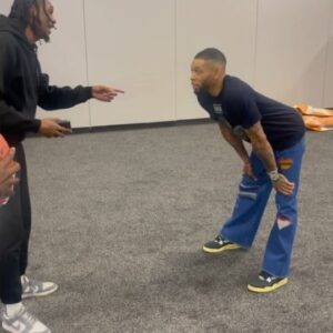 Lou Williams Instagram - I always thought I could catch a pass in the NFL 😂😂😂😂 but I found my position!!!!! @joehaden23 @chandlerparsons