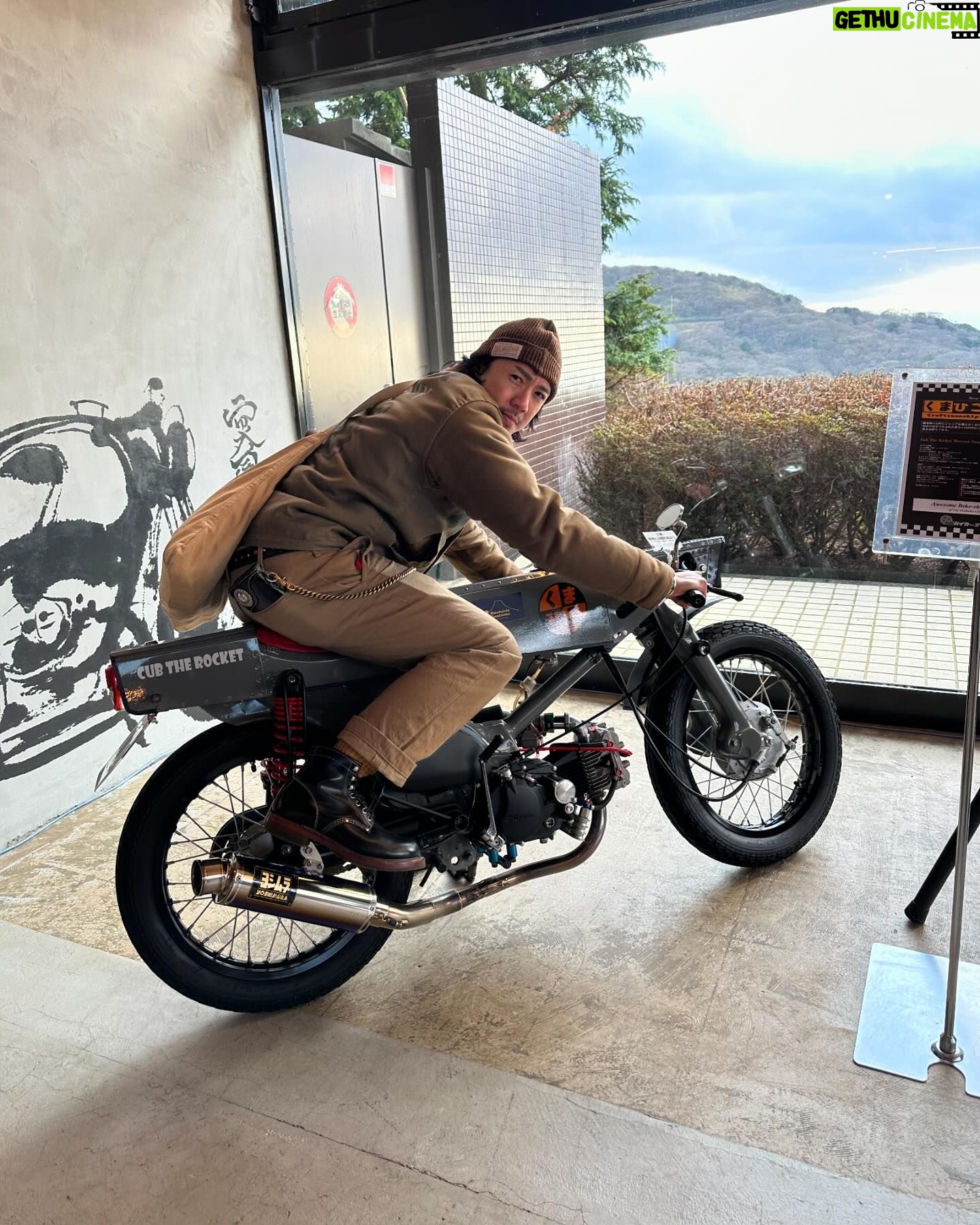 Louis Cheung - 7K Likes - 舊年差唔多依個時間
拍完《盜月者》,留咗係日本
bike Trip 🥹
希望有機會再去玩過🔥💪🏼
#travel #Japan #biker
#harleydavidson #sakura