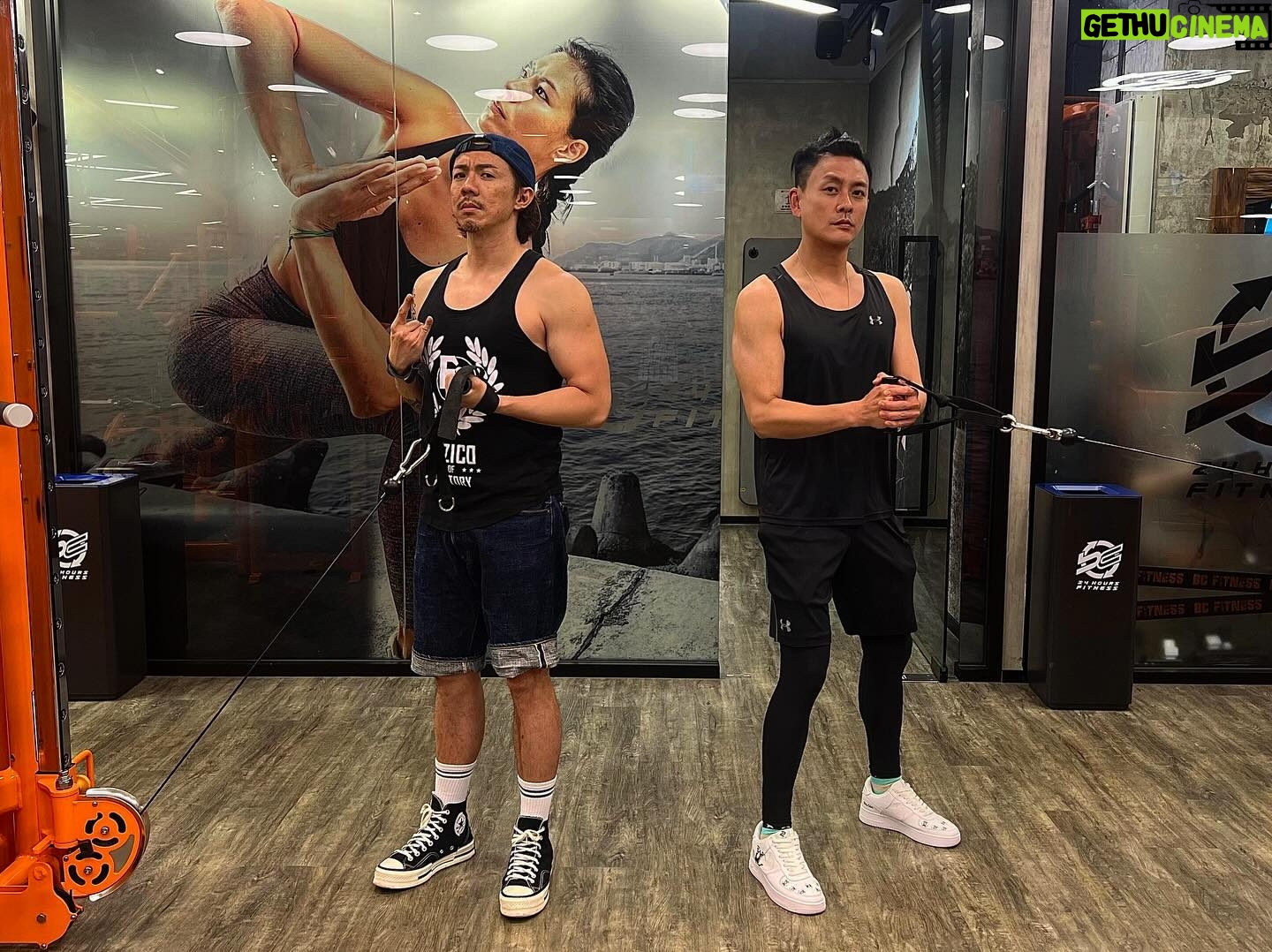 Louis Cheung - 16K Likes - 諗諗吓好似第一次喺健身室撞到😂
真係要影返張相留念😝💪🏼
我認我機心好重,
第一張相,擺啱pose , 隻手老年咁大😂💪🏼
@boscomine
@brenda_lo_lo
@bc24hk