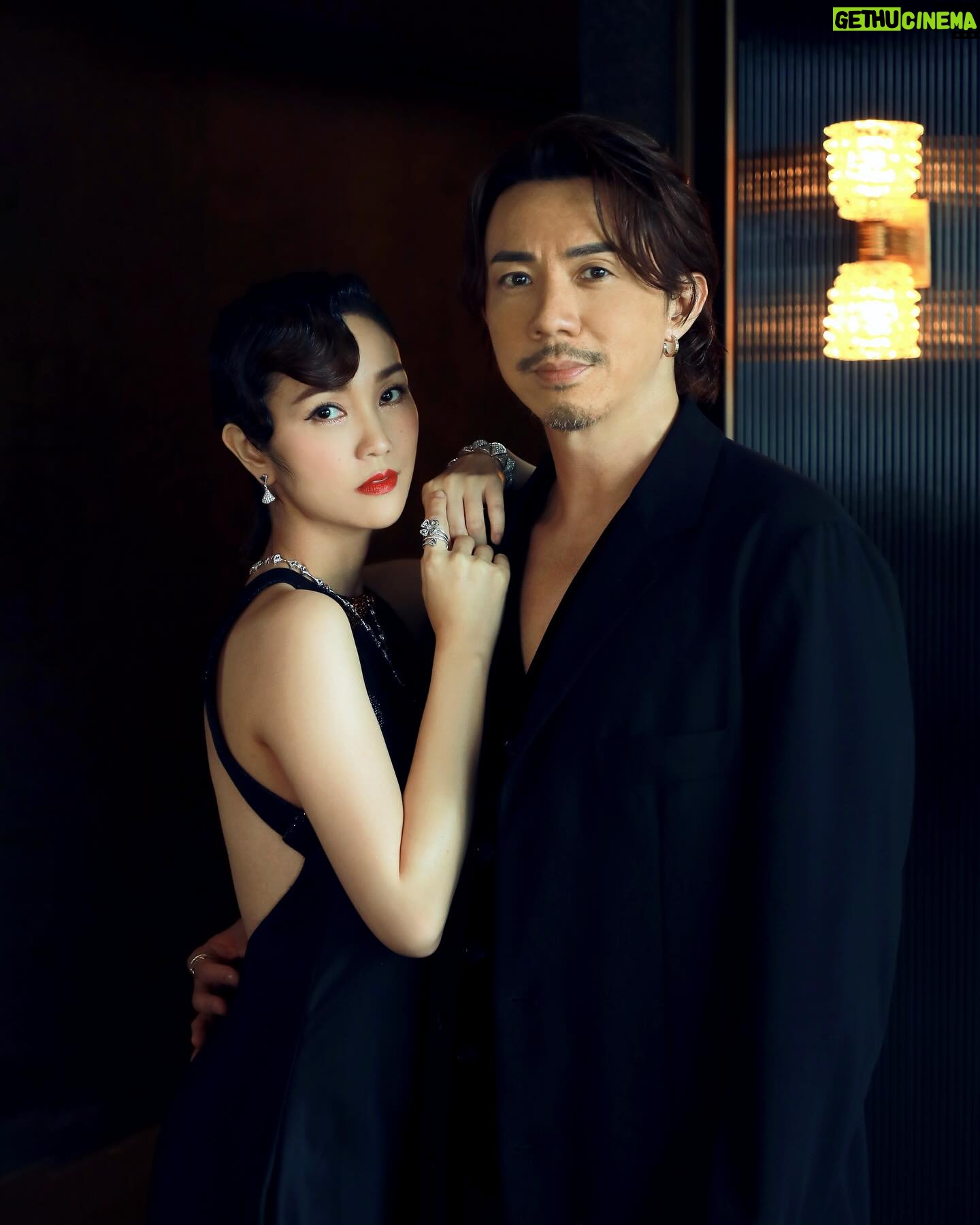 Louis Cheung - 25.6K Likes - ✨
謝謝團隊為我和張先生
精心篩選典雅簡約的造型
由張先生的頒獎嘉賓
到今年我的最佳女主角提名
一切都如夢似幻🥰
大家都喜歡我們的造型嗎?
Wardrode | @giorgioarmani #GiorgioArmani
Make Up (Kay)| @kriswong.520
Hair (Kay) | @singsing113
Make Up (Louis)| @l_evinbo
Hair (Louis) | @samchair_
Photography | @ssamtso
