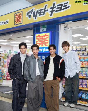 Louis Chiang Instagram - 最近因爲活動和K4又去了台北的松本清藥妝店。拍攝任務柏文幫我買超爽，收工後也順便幫自己和家人補補貨！

去年底在日本有買新升級的Chocola BB極緻賿原錠，是這次藉機補貨的重點～它不只補充膠原蛋白和維生素C，還有乳酸菌、鐵、B群等等。小顆的膜衣錠很好吞，很容易就能補充各種營養！有興趣的朋友可以試試～

#chocolabb #chocolabbcollagen 
#chocolabbcollagenpremium 
#松本清 
#chocolabb極緻膠原錠