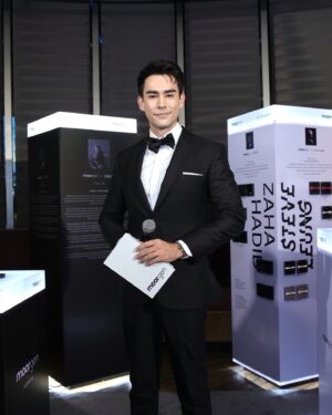 Louis Hesse d'Alzon Instagram - รับหน้าที่พิธีกรกับงานเปิดตัว @moorgen.th Luxury Home Automation อย่างเป็นทางการที่เกษรวิลเลจ ยินดีด้วยนะครับ 😁