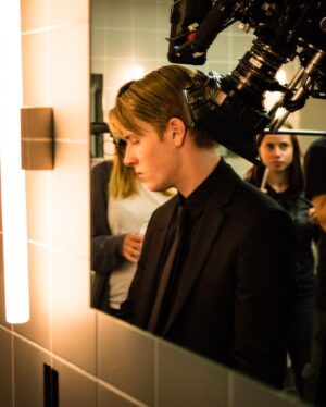 Louis Hofmann Instagram - PRÉLUDE von Sabrina Sarabi — ab heute im Kino || @livlisa.fries @nussi_zabrino