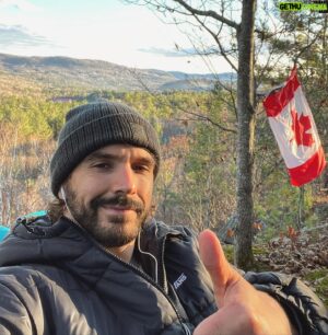 Louis-Philippe Lacroix Instagram - Finalement ça ne sera pas 1500, ni 2000, mais bien ❤️3400$❤️ qui ont été amassés en dons lors de ma marche de 30h pour l’unité des naissances de l’hôpital de Saint-Jérôme! 🙏🏻 Merci tellement à tout le monde qui ont aidé à la cause! 💪🏼🙏🏻❤️ 
God bless you All! 🌈 #dons #walk #30 #challenge #canada #quebec