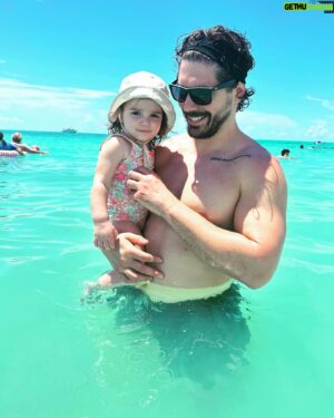 Louis-Philippe Lacroix Instagram - À cause de toi j’ai une fête de plus! Merci je t’aime ❤️🥹👨🏽 #dad #birthday