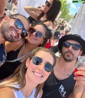 Louis-Philippe Lacroix Instagram - Retour aux sources #summer2018 David guetta avec les amis et Laurent! 😍🥹🫶🏼 Un mixte de nostalgie, sueur, poussée de gens, corps sableux et poussiereux, des vodkas sodas, mais surtout beaucoup de plaisir! #beachdayeveryday #guetta #2024 #summer #sexybitch
