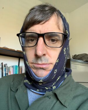 Louis Theroux Instagram - This is called a “neck gaiter” and also a snood. Tom at Passenger Bikes (“A to B without the Q”) gave it to me. It allows me to go partially or fully incognito when I so choose. There is also a “cravat” option. I love it. #snoods