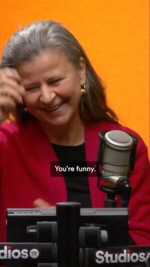 Louis Theroux Instagram - What a pleasure it was hosting the hilarious Tracy Ullman on #TheLouisTherouxPodcast. It’s always a special thrill talking to someone I watched on TV when I was kid. Tracy spans more than four decades as a premier TV comedy performer on both sides of the Atlantic. A consummate actor, conversationalist, impressionist, and observer of the human condition, she also helped birth The Simpsons. Check out the chat. You won’t be disappointed. And if you are a man who plays football to a professional standard, know your way round a guitar, and have a GSOH and a PMA, leave details below.
