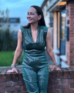 Louise Kiely Instagram - The Boyneside CrossFit Gym 10 Year Ball. Aside from friendships & good vibes, I am privileged to learn about leadership from the gym owner Dean Gartland. By guiding this group with kindness & care, we shall continue to do our best (whatever that is) & have a smile on our dials directly afterwards. Jumpsuit is from the St V de Paul CS. 🖤