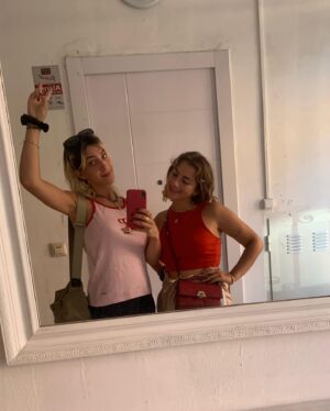 Louise Malek Instagram - Fucking shit 🍉