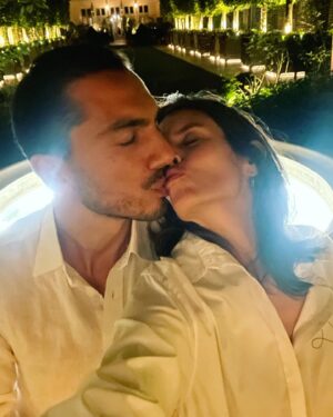 Louise Monot Instagram - Last night ✨
Joyeux anniversaire mon amour ❤️ @samir_boitard
