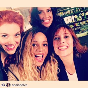 Louisy Joseph Instagram - Clap de fin tournage #coupdefoudreenlaponie @juliedebona @anaisdelva #tatitianawerner #copine #prague❤️ foudre #groskiff @tf1 🎥 clap 🍾🎬 #goodjob #louisyjojo 🙏🏽👊🏽✊🏽✌🏽😘