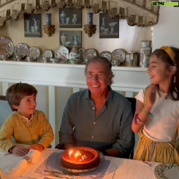 Lourenço Ortigão - 17.4K Likes - Hoje faz anos o melhor Pai deste Mundo
Parabéns PAIZAO ❤️