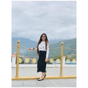 Loveleen Kaur Sasan Instagram - Always Bring Your Own Sunshine ☀️🌷