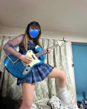 Lovely Summer-chan Instagram - ギター買いました！青だーーーーいすき！！！！盛り上がってます！！！！！！！！💙