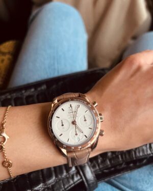 Lovi Poe Instagram - Where did the time go? ✨
Can you believe half of the year has gone? 🕰️