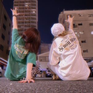 Lozareena Instagram - #青春フォエバー 

このTシャツ一緒に買ったけど、会う時被ったこと1度も無かったけど、ついにLINEで無言圧かけられたから着ていったw