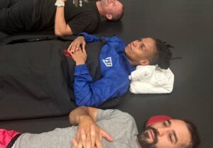Luana Carolina Instagram - Que semana meus amigos, tive que fazer muitas escolhas no ano passado, escolhas difíceis, mas garças a Deus acredito que estou no caminho certo. Nessa luta já consegui colocar em prática mais o meu trabalho como atleta, executando os ensinamentos do meus professores, e mostrando ao mundo que a Luana Dread ainda não chegou no seu potencial máximo. Ainda não sou a lutadora que eu quero ser, mas vocês podem ter certeza que irei treinar muito para isso.
E muito obrigada a todos que de alguma forma colaboraram para que eu chegasse até esse momento.
🙅🏾‍♀️😁🤖🫰🏾

What a week my friends, I had to make a lot of choices last year, difficult choices, but thank God I believe I'm on the right path. In this fight I have already managed to put my work as an athlete into practice, implementing the teachings of my teachers, and showing the world that Luana Dread has not yet reached her maximum potential. I'm still not the fighter I want to be, but you can be sure that we will train hard for that.
And thank you very much to everyone who in some way helped me get to this moment.

#teamludread #ufc #ufcvegas #wmma