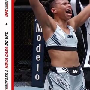Luana Carolina Instagram - Faltam dois dias galeraaaa. #teamludread 🙅🏾‍♀️🚀
Two days left guys.
#ufc #ufcbrasilia #ufcfightnight