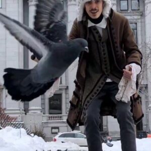 Lubalin Instagram - i paid him in popcorn 🐦 #longtxts #pigeon #textingyourcrush #musician #humor #producer #costume #texting