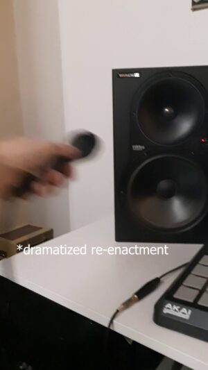 Lubalin Instagram - dramatized re-enactment of how i made the last song on my EP 🤖

#musicproduction #producerlife #productiontips #artisticprocess #howitsmade #behindthescenes #montreal #montrealmusic #sounddesign #audiorecording #lubalin