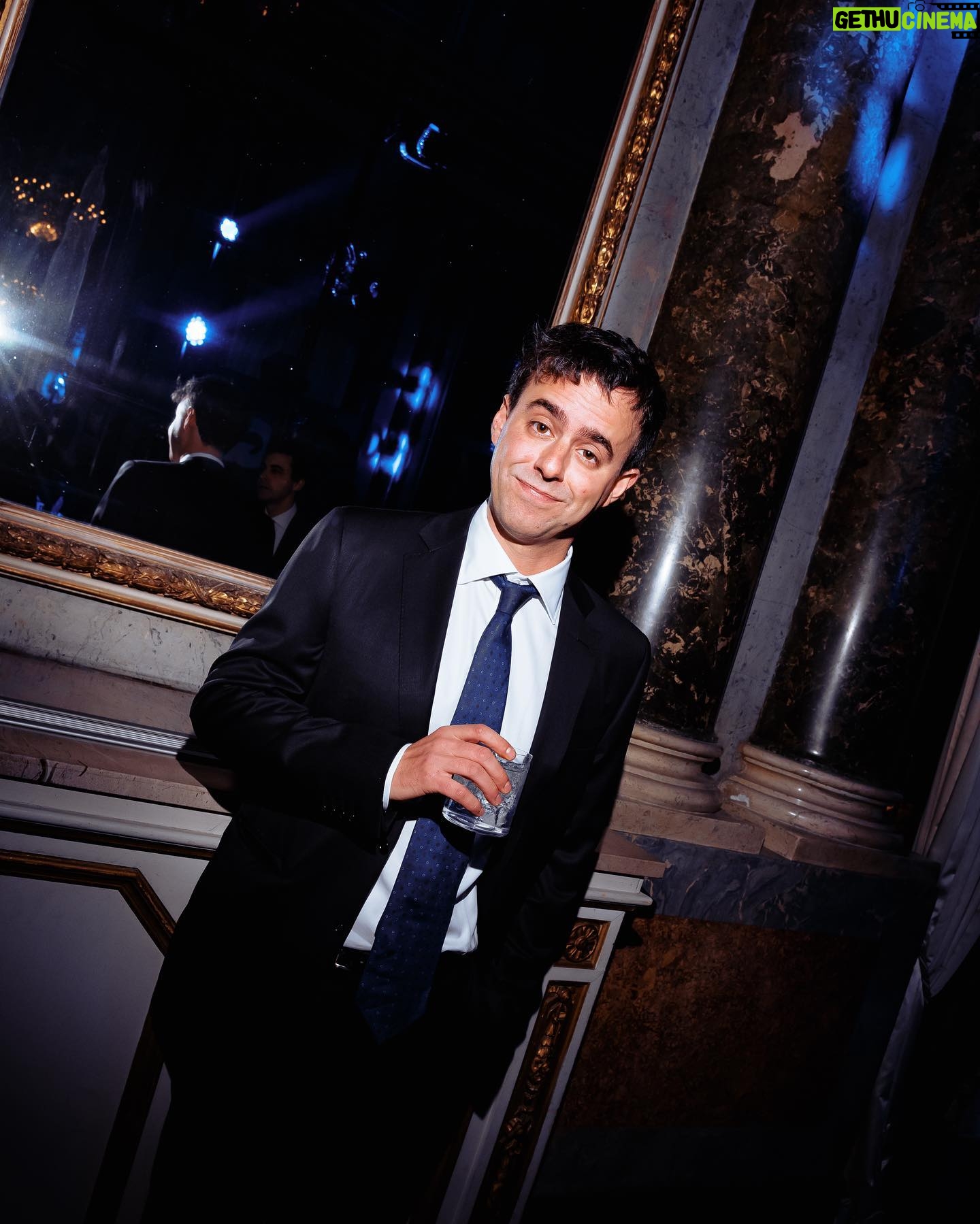 Luca Ravenna - 24.6K Likes - Il fotoracconto di fine novembre📰
1. 📸 @ademasii
#GQMOTY @gqitalia
Grazie @canali per lo splendido abito
2. Peter Parker&Goblin🕷️🟢
3. El pelo del Pibe
4. @teatrobellini
5. USA Red Sox Ice cream🇺🇸🍦
6. …
7. @ilmessaggero.it e il primo fake della storia
8. Grazie Ettore @ttrptnt per quella sera del 2019 e per ieri @fondazioneteatropetruzzelli ❤️
9. The Real Babbo Natale🎅
10. Grazie ancora @federico_sarica
@goigest
@piper_lizia
