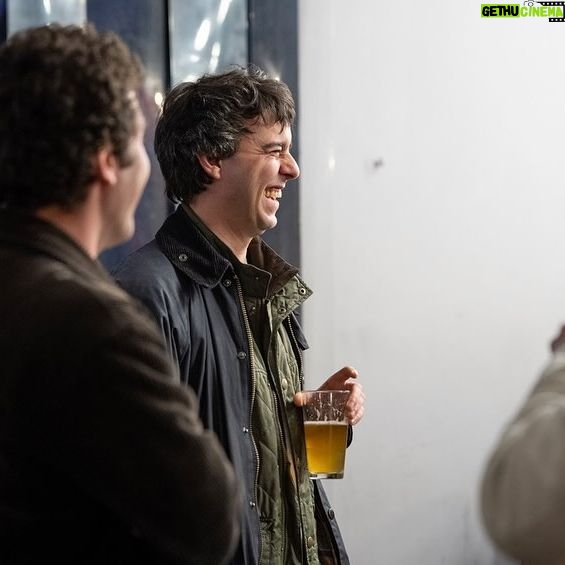 Luca Ravenna - 24.7K Likes - 19-2-2014 -> 19-2-2024
10 anni dal primo open mic, ai prossimi 10.
Grazie a tutti per ieri sera, è un onore dividere il palco con voi.