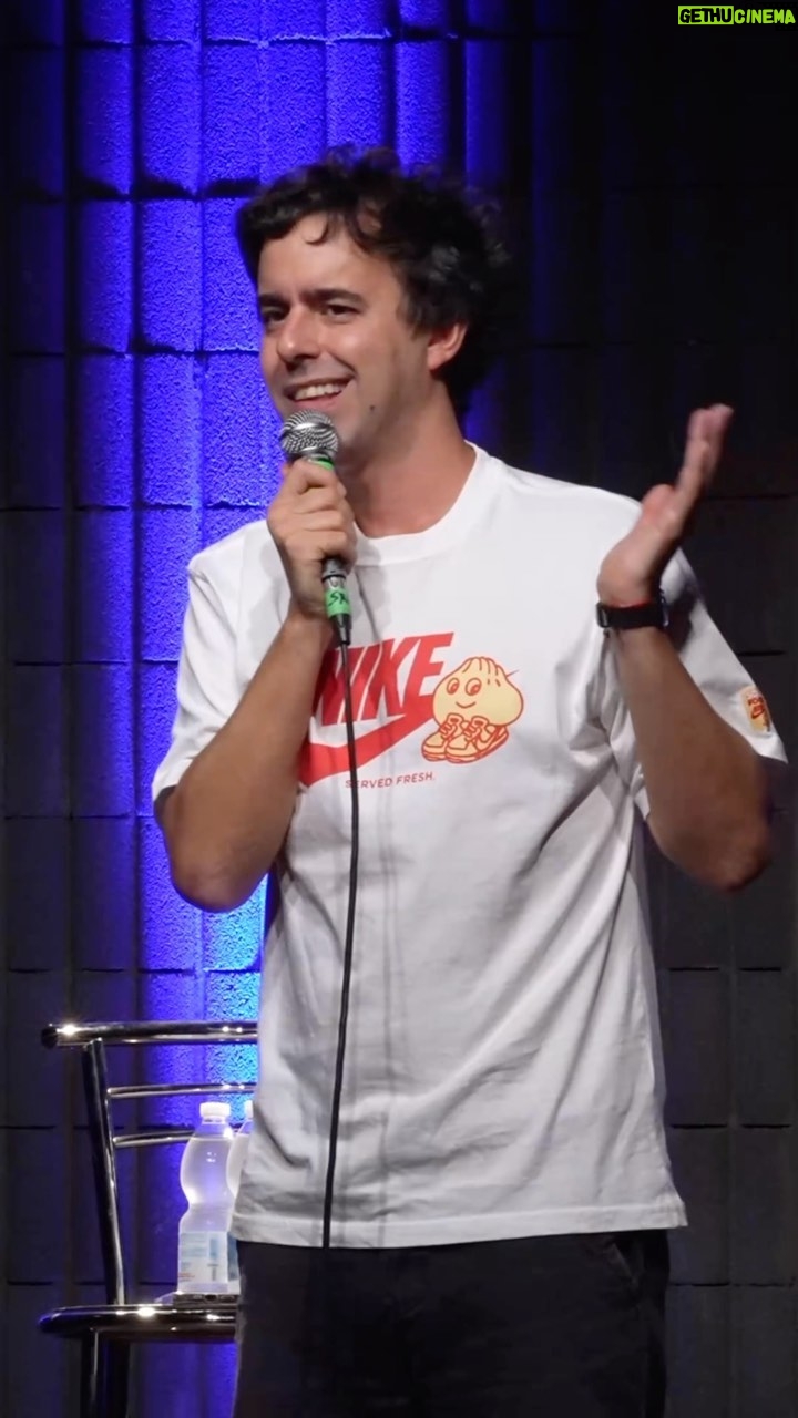 Luca Ravenna - 36.8K Likes - Sportivi a fine carriera e domande scomodeš¤
-Improv show-Brescia settembre 2023