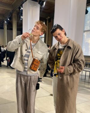 Lucas Lynggaard Tønnesen Instagram - PFW for @hermes ! Merci🇫🇷