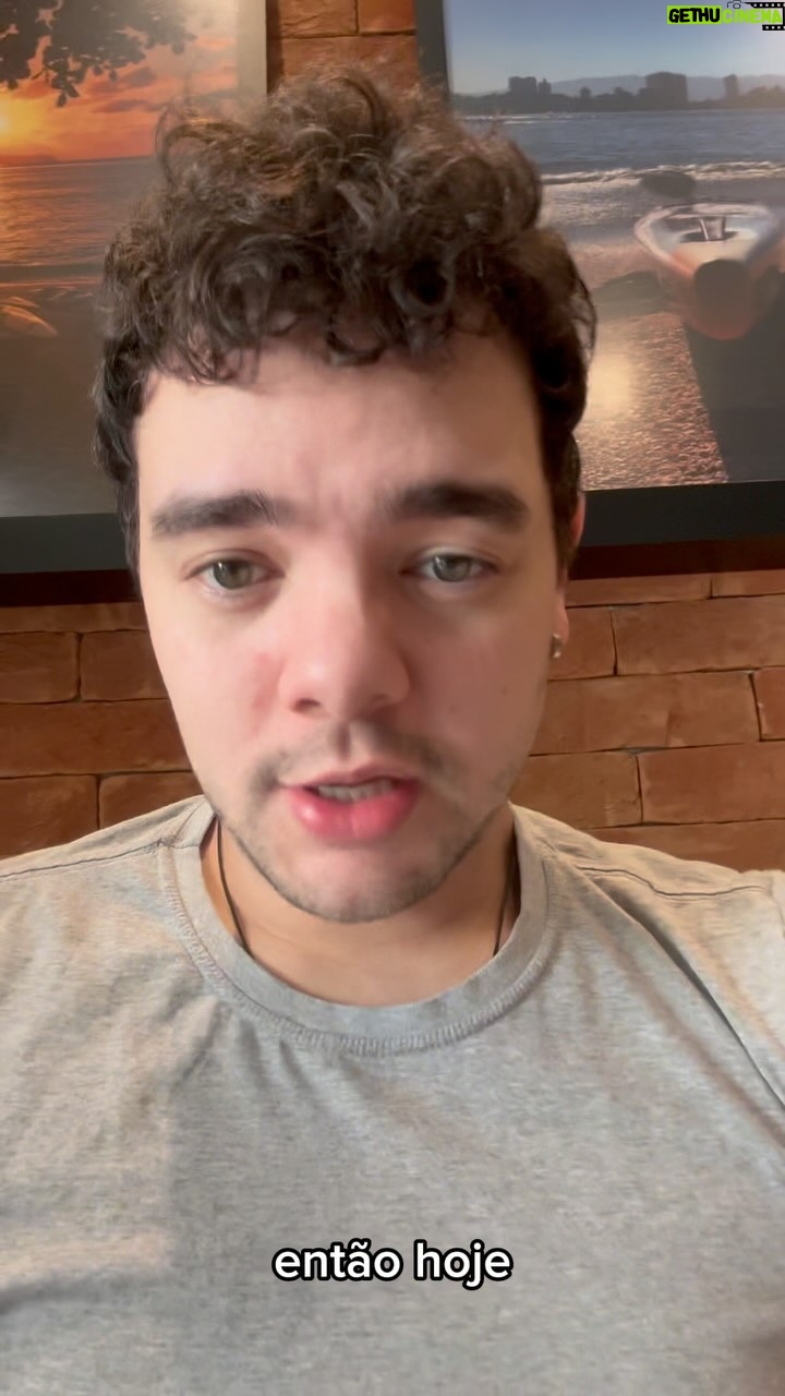 Luccas Papp - 672 Likes - Por favor! Eu IMPLORO! Gaste seu tempo e dinheiro fazendo o bem! Essa é só mais uma situação chata que passaremos por cima! O foco agora é ajudar quem precisa. Mas fiquem ligados e firmes! O mal NUNCA vence no final.