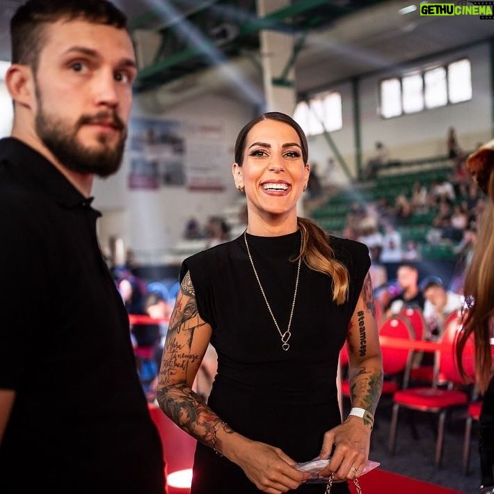 Lucia Krajčovič - 1K Likes - Príjemný galavečer @fabriq_mma plný krásnych ľudí a fajn rozhovorov💫 #fabriqmma #fight #mma
