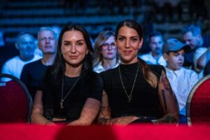 Lucia Krajčovič Instagram - Príjemný galavečer @fabriq_mma plný krásnych ľudí a fajn rozhovorov💫 #fabriqmma #fight #mma