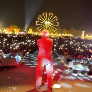 Lucky Ali Instagram - Glad to end our very long season in our home town Bangalore.. I would like to thank all the public for being there and for all the love we shared. Until we meet again, Inshallah…

Also, a shoutout to @vivianakadivine and @gullygangindia . What a great talent, catch up soon..

 @zomaland 

Drums and Percussion : @dinu_drums
Electric Guitar & Backing Vocals : @surajgulvady
Bamboo Flute & Backing Vocals : @iamtalkingbamboo
Acoustic Guitar & Backing Vocals : @subashpradhan1
Bass Guitar & Backing Vocals :
@raghuraman_ramasubramanian
Keyboard, Percussion & Backing Vocals :
@bharathkumar
FOH : @akashshivakumar 
Management : @farmhouse.music 
📸 : @deep_living